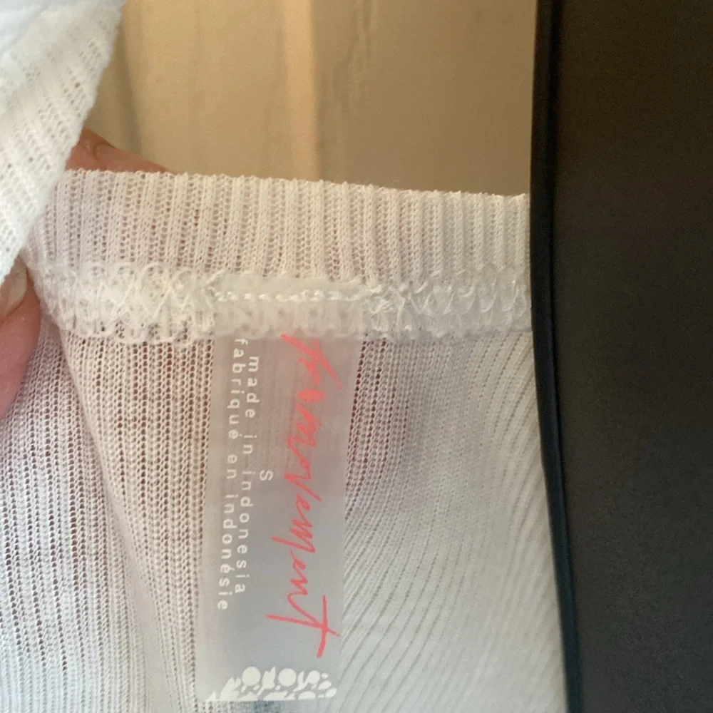 Free People Movement NWT White Crossback Strap Ribbed Top Size Small - Picture 10 of 11